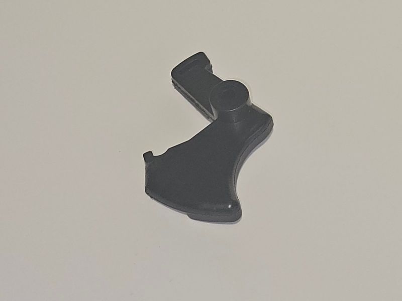 Курок ручки газу для бензопили ST MS 170/180 THROTTLE-TRIGGER-STMS170180 фото